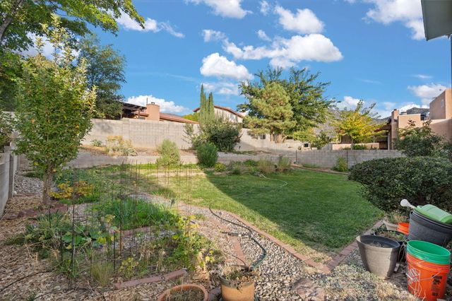 1212 Michael Hughes Drive NE, Albuquerque, NM 87112