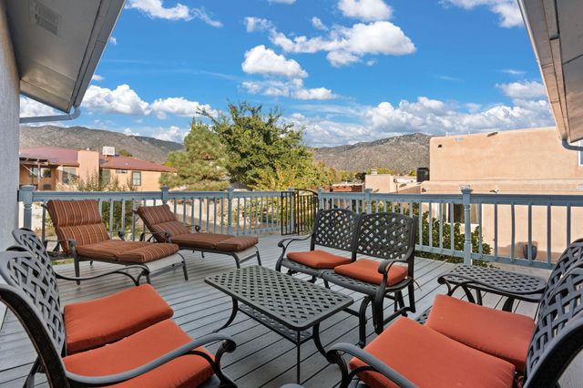 1212 Michael Hughes Drive NE, Albuquerque, NM 87112