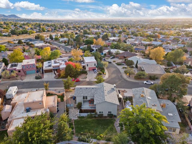 1212 Michael Hughes Drive NE, Albuquerque, NM 87112
