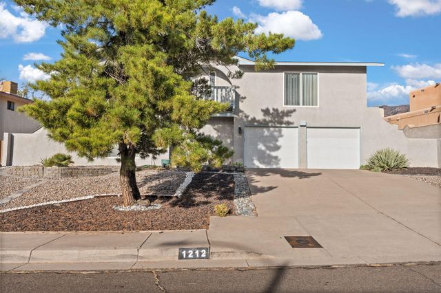 1212 Michael Hughes Drive NE, Albuquerque, NM 87112