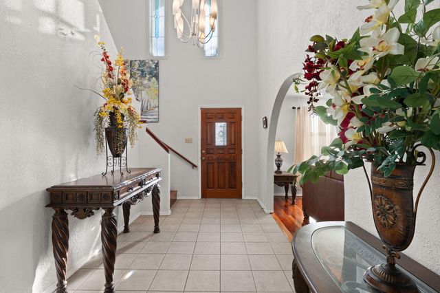 1212 Michael Hughes Drive NE, Albuquerque, NM 87112