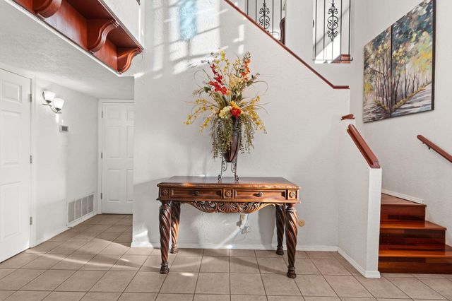 1212 Michael Hughes Drive NE, Albuquerque, NM 87112