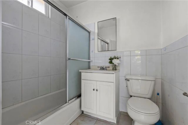 2057 N Eastern, Los Angeles, CA 90032