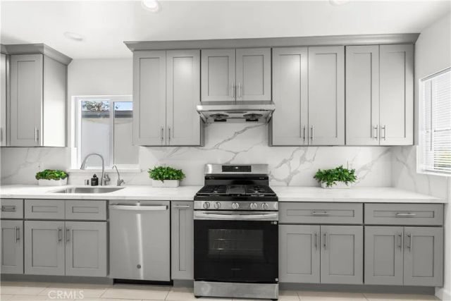 2057 N Eastern, Los Angeles, CA 90032