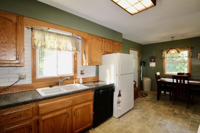 434 E Woodland Drive, Beloit, WI 53511