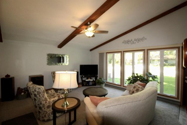 434 E Woodland Drive, Beloit, WI 53511