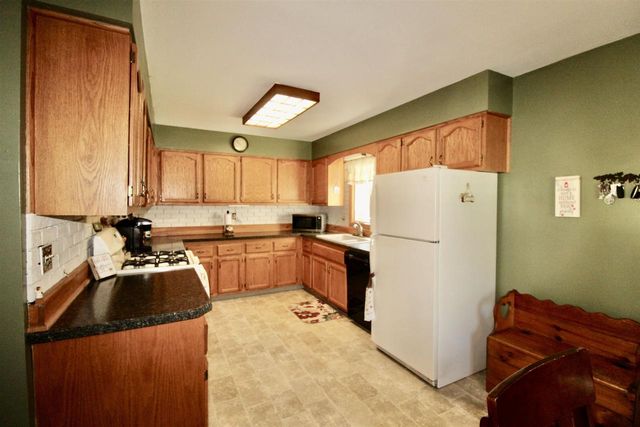 434 E Woodland Drive, Beloit, WI 53511