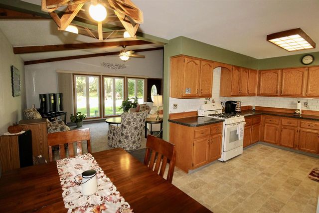 434 E Woodland Drive, Beloit, WI 53511