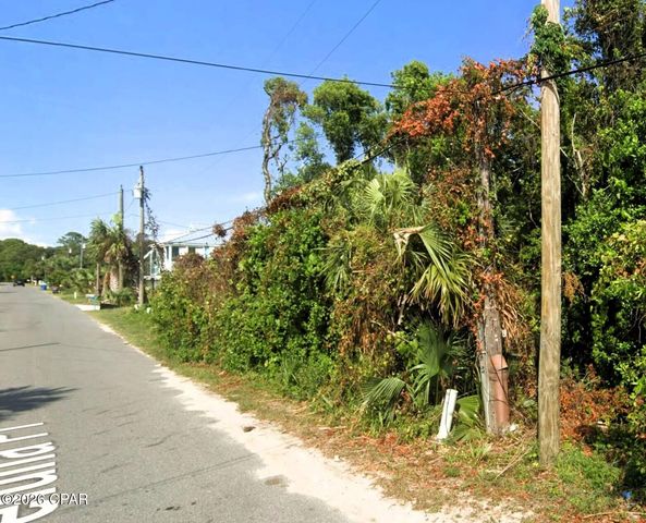 120 Deluna Place, Panama City Beach, FL 32413