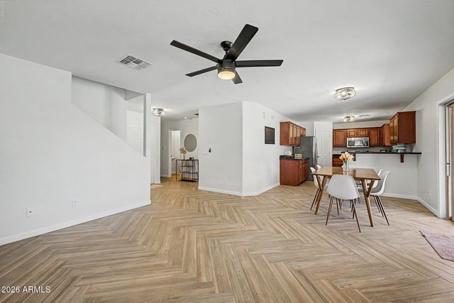 6026 S CLOVERDALE Lane, Gilbert, AZ 85298