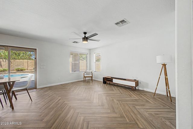 6026 S CLOVERDALE Lane, Gilbert, AZ 85298