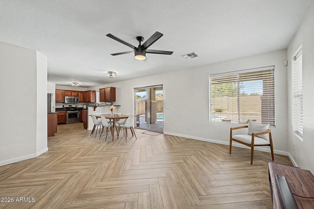 6026 S CLOVERDALE Lane, Gilbert, AZ 85298 — photo 2