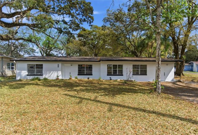 10945 N BOULEVARD, Tampa, FL 33612