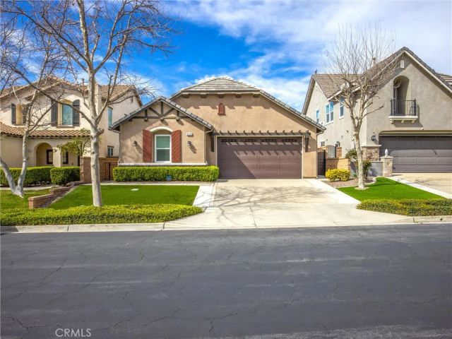 5418 Massa Way, Fontana, CA 92336
