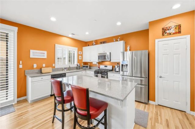 5418 Massa Way, Fontana, CA 92336