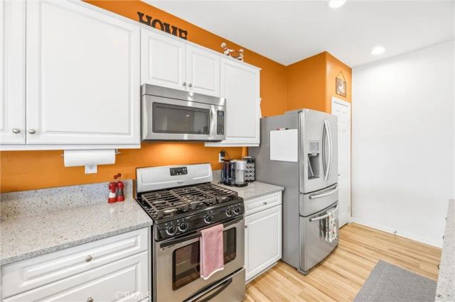 5418 Massa Way, Fontana, CA 92336