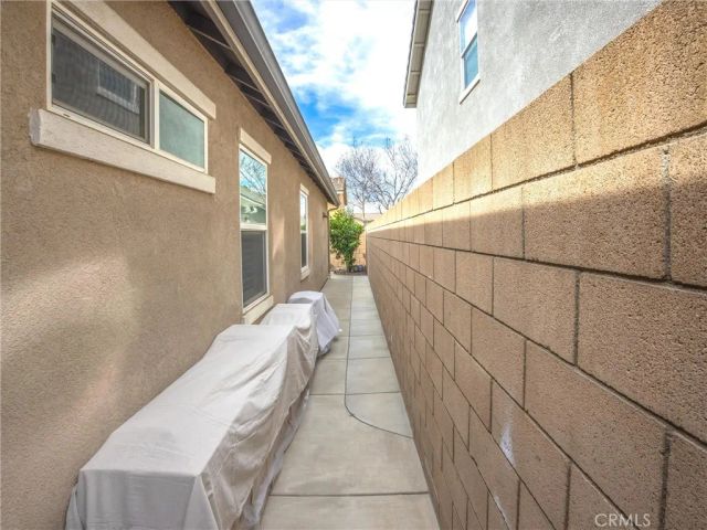 5418 Massa Way, Fontana, CA 92336