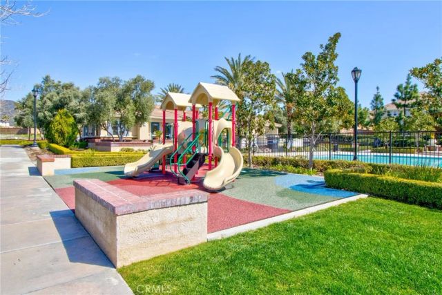 5418 Massa Way, Fontana, CA 92336