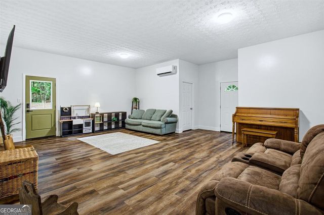 773 Sweetbriar Circle, Thomaston, GA 30286