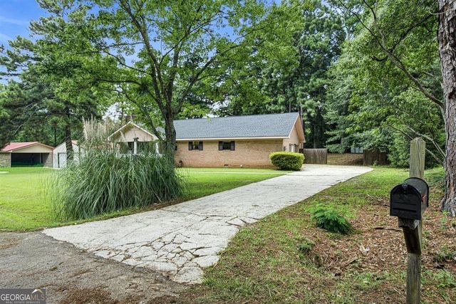773 Sweetbriar Circle, Thomaston, GA 30286