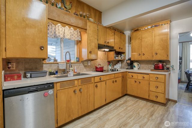 251 N Second Street, Toledo, WA 98591