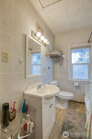 251 N Second Street, Toledo, WA 98591