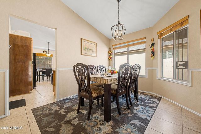 8859 W JOHN CABOT Road, Peoria, AZ 85382