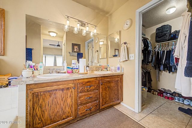 8859 W JOHN CABOT Road, Peoria, AZ 85382