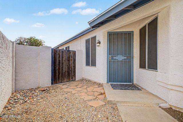 8859 W JOHN CABOT Road, Peoria, AZ 85382