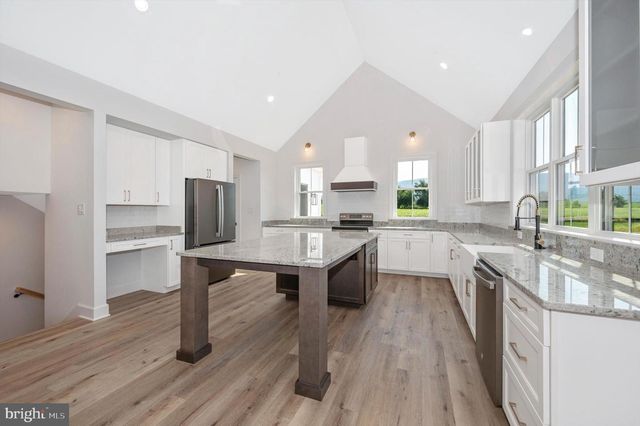 17023 RAVEN ROCK RD, Sabillasville, MD 21780