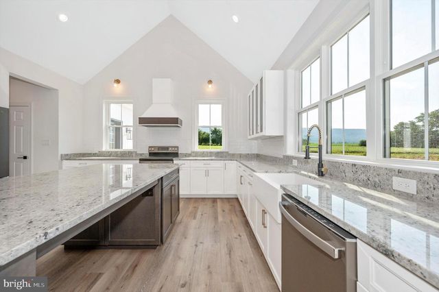 17023 RAVEN ROCK RD, Sabillasville, MD 21780