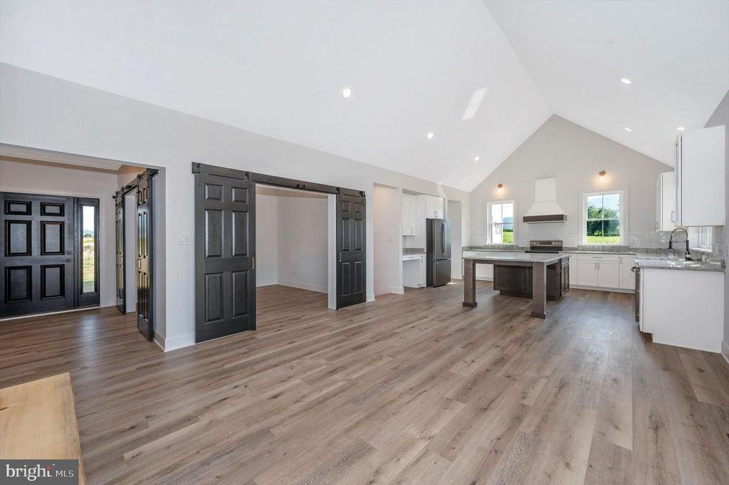 Image 17 of property listing at 17023 RAVEN ROCK RD, Sabillasville, MD 21780