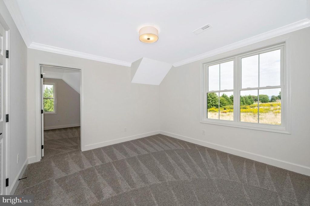 Image 31 of property listing at 17023 RAVEN ROCK RD, Sabillasville, MD 21780