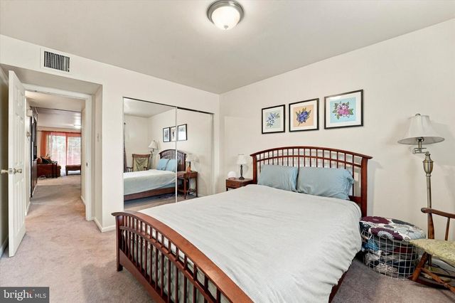 316 HERMIT ST, Philadelphia, PA 19128