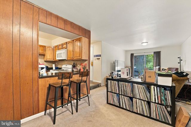 316 HERMIT ST, Philadelphia, PA 19128
