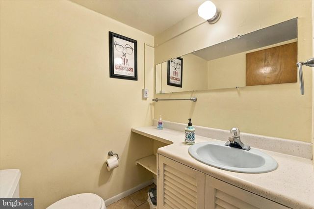 316 HERMIT ST, Philadelphia, PA 19128
