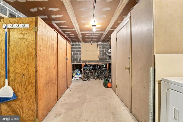 316 HERMIT ST, Philadelphia, PA 19128