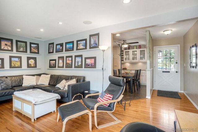 8884 Haveteur, San Diego, CA 92123