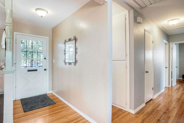 8884 Haveteur, San Diego, CA 92123