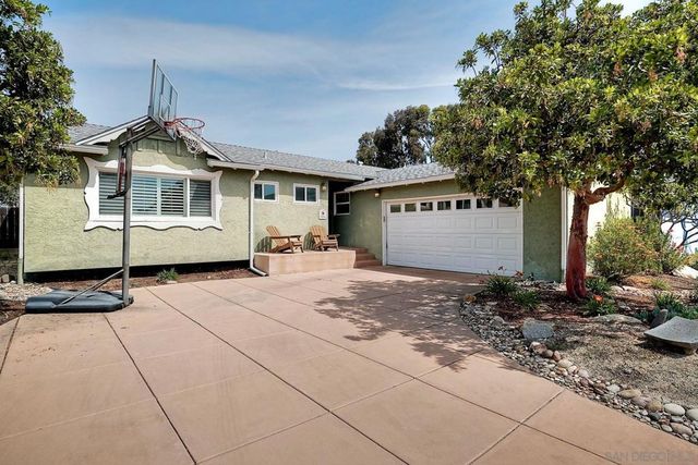 8884 Haveteur, San Diego, CA 92123