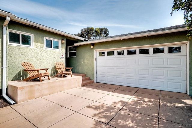 8884 Haveteur, San Diego, CA 92123