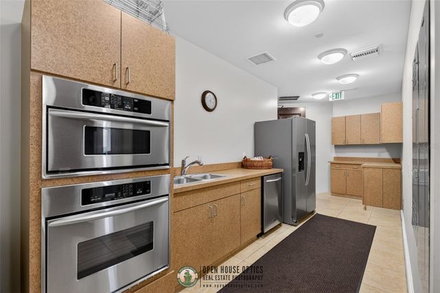 19 AVENUE DE LA MER 804, Palm Coast, FL 32137