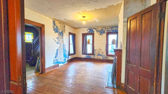 52 Union St, Rockaway Boro, NJ 07866