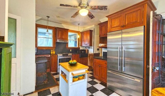 52 Union St, Rockaway Boro, NJ 07866