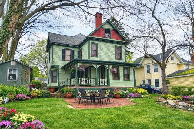 52 Union St, Rockaway Boro, NJ 07866