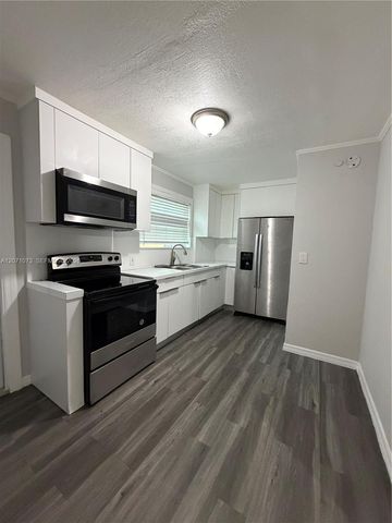 706 S F Street REAR, Lake Worth, FL 33460