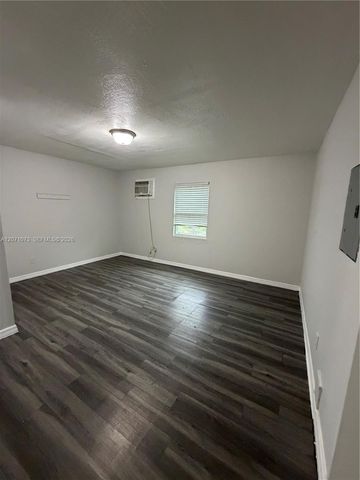 706 S F Street REAR, Lake Worth, FL 33460