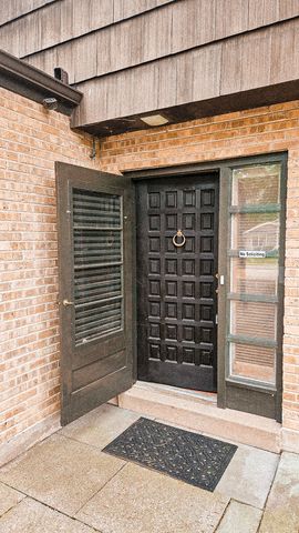 645 Judge Avenue, Waukegan, IL 60085