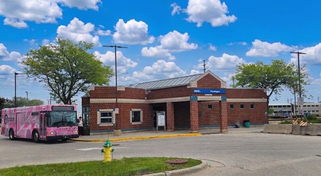 645 Judge Avenue, Waukegan, IL 60085