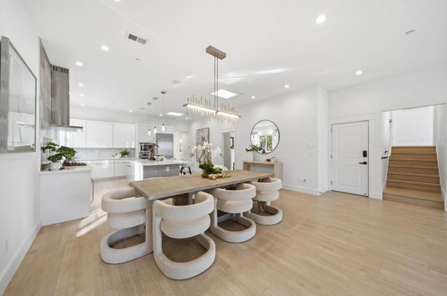 612 Hobart Avenue, San Mateo, CA 94402